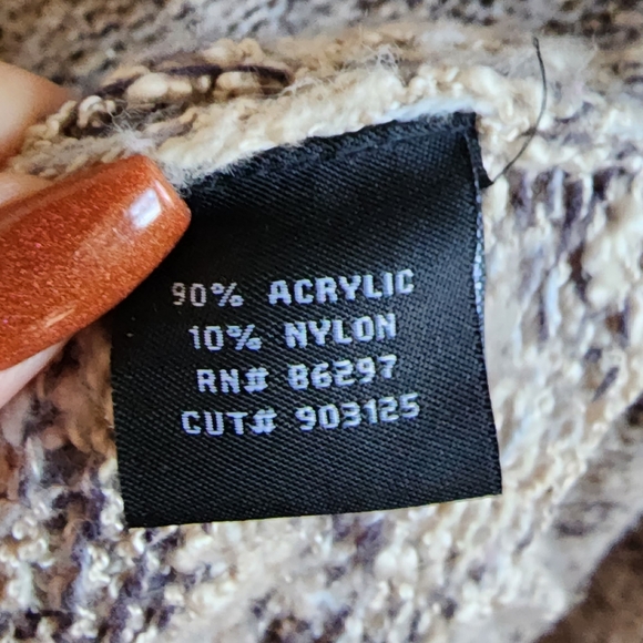 VERTIGO Poncho Sweater, Sz S - Picture 6 of 7